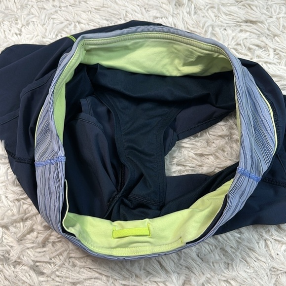 Lululemon Run: Speed Short *4-way Stretch Inkwell / Space Dye Twist Lullaby - Picture 3 of 7